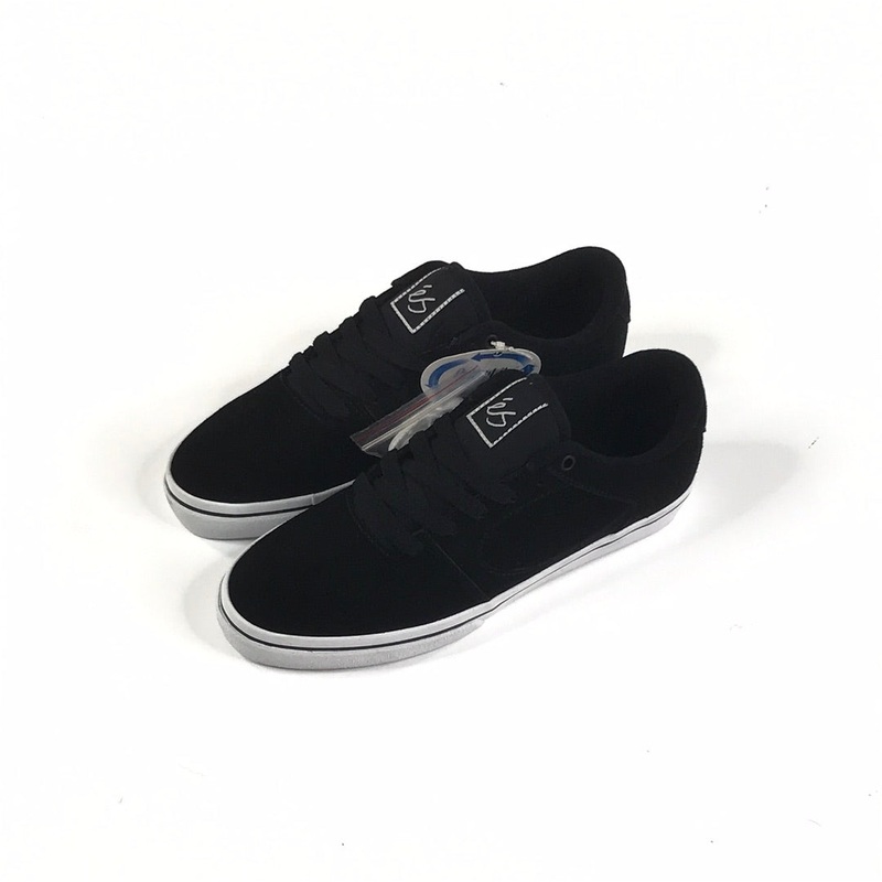 ES SQUARE TWO BLACK/WHITE U.S. MENS SIZE 7.5 5101000113976 03/2011