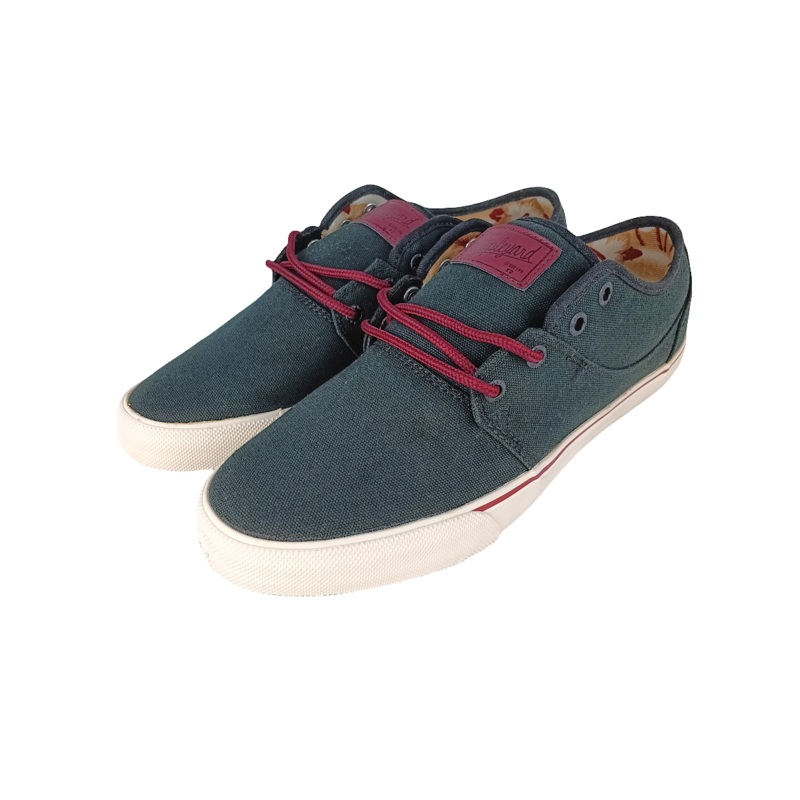 Globe Mahalo Black Hemp Size 10 Shoes