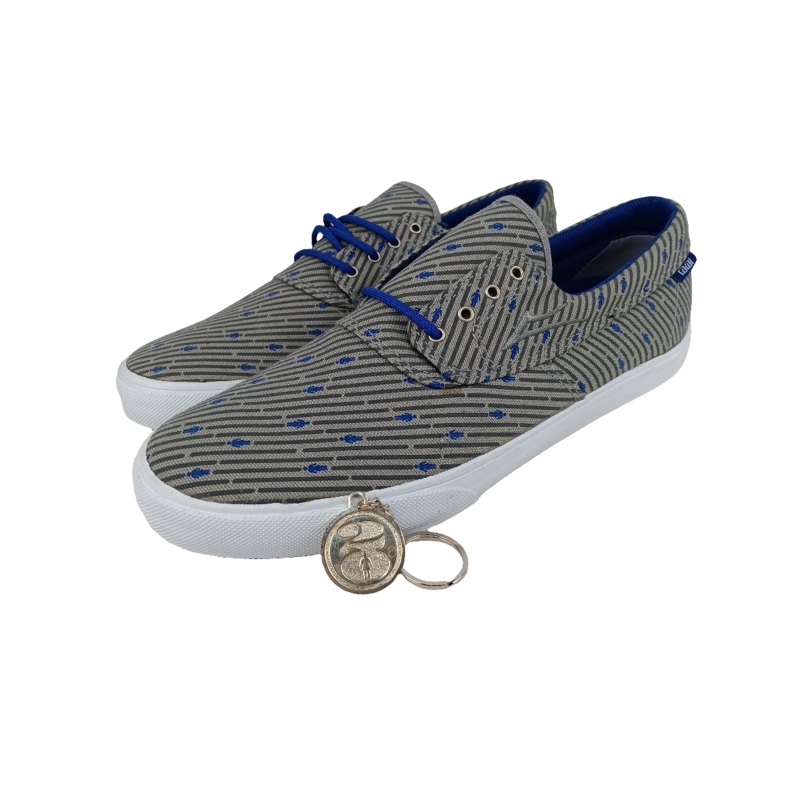 Lakai Camby Girl 20 Year Grey Canvas Size 11 Shoes B0100