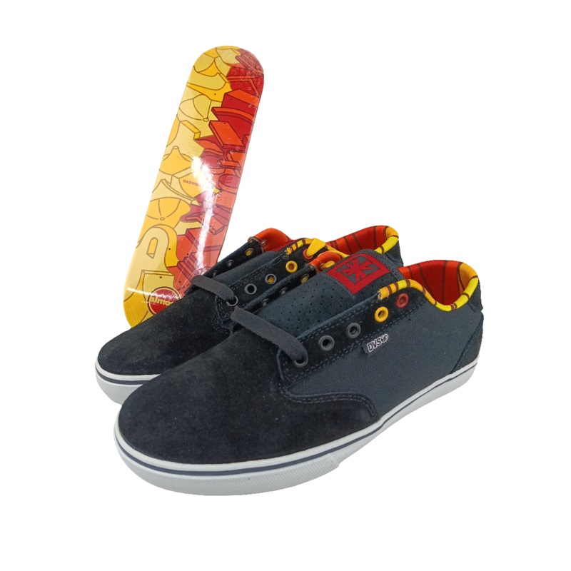 DVS Daewon 12'er x Almost Black Suede Size 8.5 Shoes