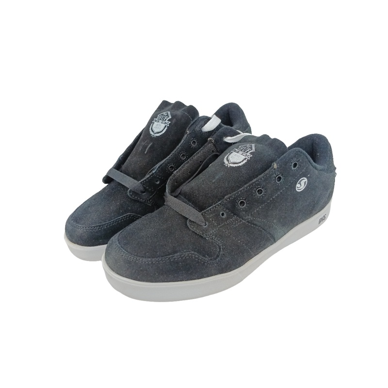DVS Huf 5 Low Black Suede Size 8.5 Shoes